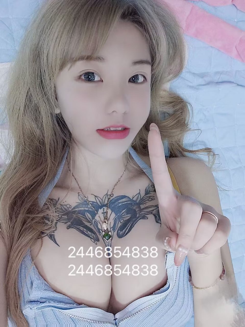 36D大奶纹身妹波推超爽，水很多身材很棒！